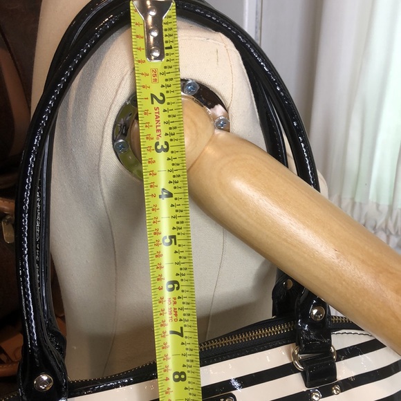 KATE SPADE Wellesley Rachelle Black White Stripe Patent Leather Ext Pocket Bag - Picture 13 of 17